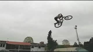 MY FIRST 360 TAILWHIP ON A BIG JUMP!!!