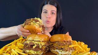 SMASHING HUGE JUICY BURGERS | MUKBANG | ASMR | EATING SOUNDS