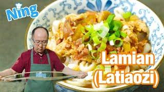 Handgezogene chinesische Nudeln selbst machen: Einfache Lamian / Latiaozi