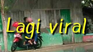 VIRAL LAGI DI PINGGIR JALAN