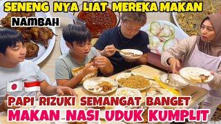 RIZUKI PAPI SEMANGAT MAKAN NASI UDUK SAMPE NAMBAH TERUS