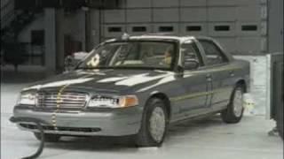 2003-2010 Ford Crown Victoria - IIHS Crash Tests