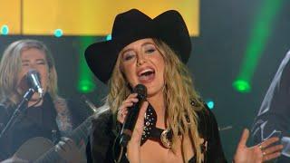 Lainey Wilson - Keep Up With Jones (New Year’s Eve LIVE: Nashville’s Big Bash Performance)