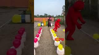 Tran Thao Cheers for the Fun Balloon Popping Challenge #laughing #funny #skitsful