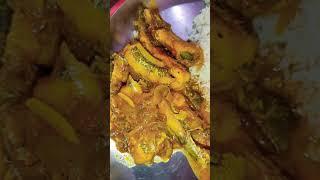 kaklet fish eating