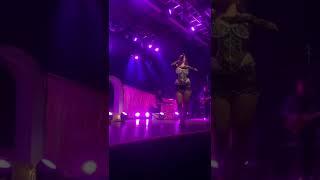 Sabrina Claudio - stand still. live in anaheim house of blues