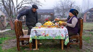 Cooking Traditional Azerbaijani Dry Fruit Pilaf