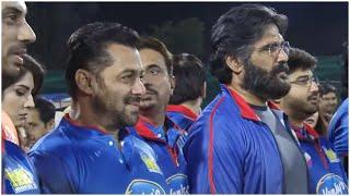 Salman Khan & Suniel Shetty Enjoying Mumbai Heroes Dominating Batting Against Telugu Warriors