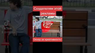 Скамейка покрашена!!! Креативная реклама в московском парке на лавочке летом в центре Москвы