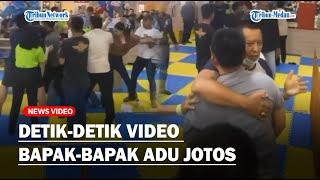 Viral Detik-detik Video Bapak-bapak Adu Jotos di Wahana Permainan Anak