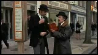 Monty Python - Hungarian phrasebook / Rozmówki węgierskie