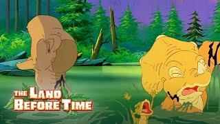 Littlefoot Drowns In Sinking Sand | The Land Before Time