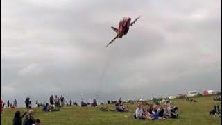  Low Red Arrows Flybys Up Beachy Head, Eastbourne Airshow