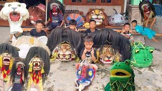 MUNCULNYA SETAN MERAH DAN SINGA PUTIH SAAT MAEN MACAM2 BARONGAN