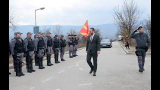 Тошковски во посета на Единицата за интервентна полиција при СВР Скопје