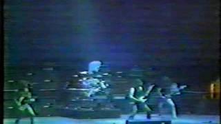 Status Quo - Is there a better way live- 77