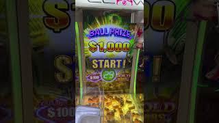 Vegas Matt Gets A Claw Game Lesson from the Best! #casino #games #win #slots