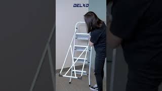 Four step ladder by Delxo