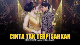 DIKE SABRINA Feat. ARYA GALIH - CINTA TAK TERPISAHKAN (Official Live Music Video) | DS MUSIC