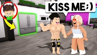 Breaking Up ROBLOX DATERS As a FRIDGE! (Brookhaven RP)