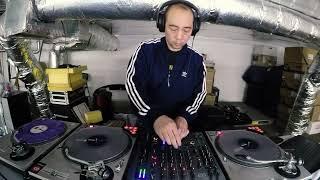 Trance Mixing on 3 Turntables (Technics SL-1200MK2)