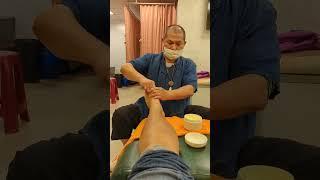 Man with no fingers - Taiwan Foot Massage (PAINFUL)