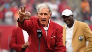 Coaching legend Monte Kiffin, Lane's father, dies at 84.