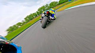 CHASING FAST S1000RR WITH SMOOTH AS F*CK RIDING STYLE