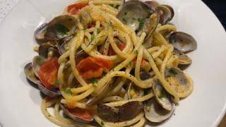 SPAGHETTI ALLE VONGOLE - la ricetta facile e goduriosa! #natale