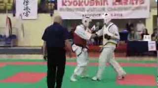 European Junior Champiohships Kyokushin,Boris Bulyskeria(Ukraine,aka)-Robert Zalewski(Poland)