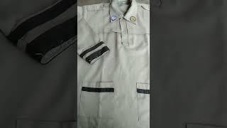 baju seragam Pramuka sekolah