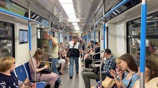 Moscow in extreme heat + public transport