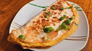 Tortilla z jajkiem smaczne śniadanie