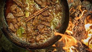 AMAZING BEEF RENDANG - WE COOK IN THE JUNGLE