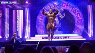 Roelly "The Beast" Winklaar Posing For His Numero Uno Fan Arnold Schwarzenegger