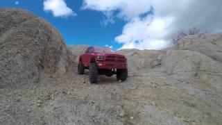 Stock SCX10 Power Ram Crawling