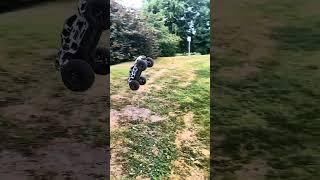 X-Maxx does a perfect landing!