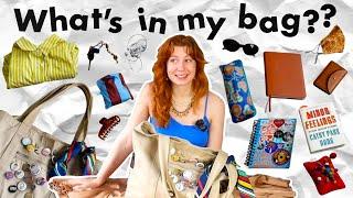 What's In My Bag? | thrifty crafty girl edition