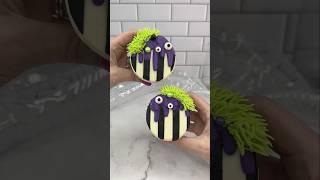 Beetlejuice cupcakes  #cupcake #cakedbyrach #beetlejuice #spookyseason #halloween #cakeart