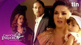 Regina descubre la infidelidad de Roberto con Pepa | Cuando me enamoro | Capítulo 1 | tlnovelas