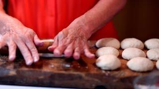 How to Make Flour Tortillas (Como Hacer Tortillas de Harina) | Muy Bueno