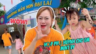 Mẹ Hà Hà Hí Đi Họp Phụ Huynh Cuối Năm Cho Em Mint Vy