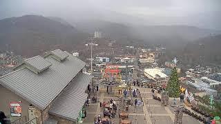 SkyPark LIVE Web Cam - Best View of Gatlinburg & The Great Smoky Mountains