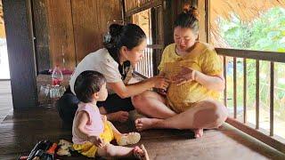 Single mother visits pregnant neighbor | Ly Tieu Sam