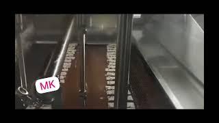 Chocolate bottom coating machine