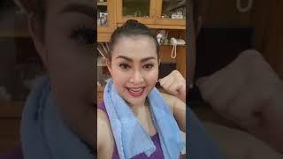 Ratna Listy Sexy, Mandi Keringat