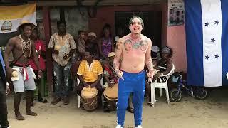 Lary Over El Wason Guason bailando Punta en HONDURAS