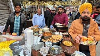 Top 5 Famous street food in Chandni Chownk  | Japani Samosa ,daulat ki chaat , Paranthe wali gali