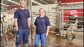 Dairy XL - Dion van Leeuwen and Meg Coombs - EN