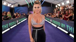 Carmen Electra Glamorous Plus Size Curvy Fashion Model Biography, Wiki, Lifestyle